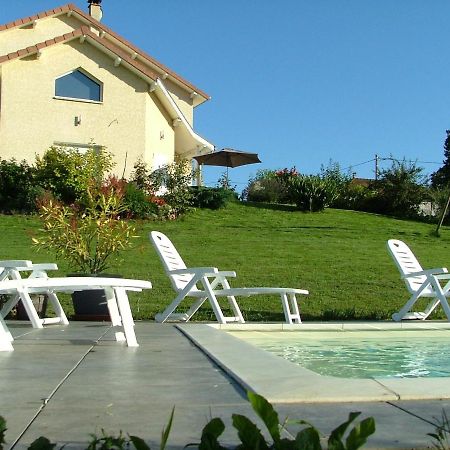 Bed and Breakfast Les Enselmes à Montagnieu  Extérieur photo